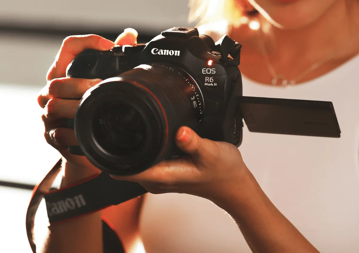 styles/webp/public/legacy/articles/EOS_R6_Mark_III_-_1200_x_844.png.webp